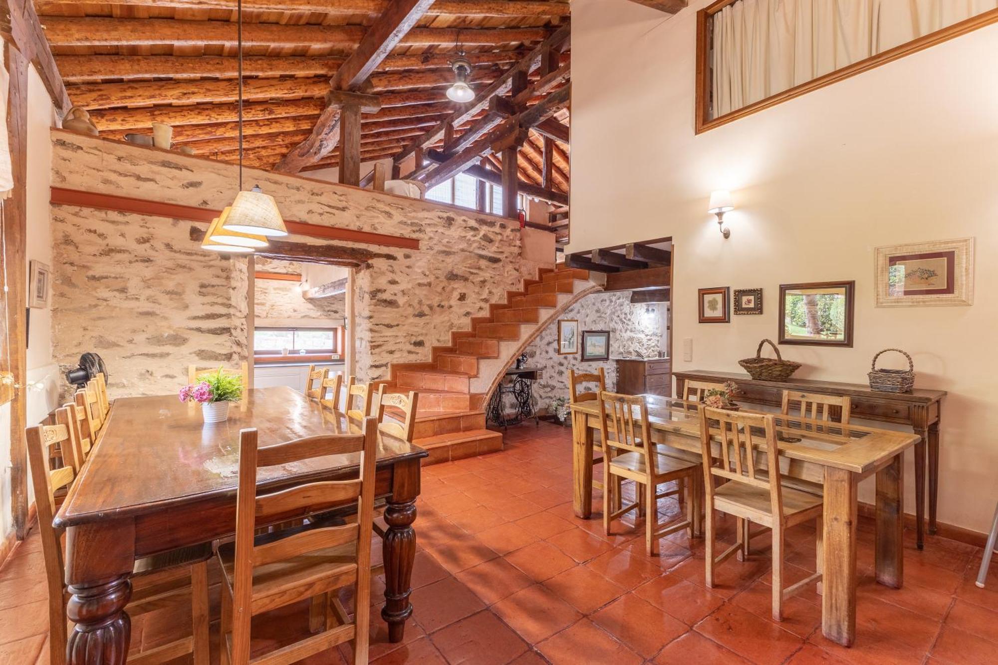 サンタ・マリア・ラ・レアル・デ・ニエバ La Casona Y Casitas De Tabladilloヴィラ エクステリア 写真