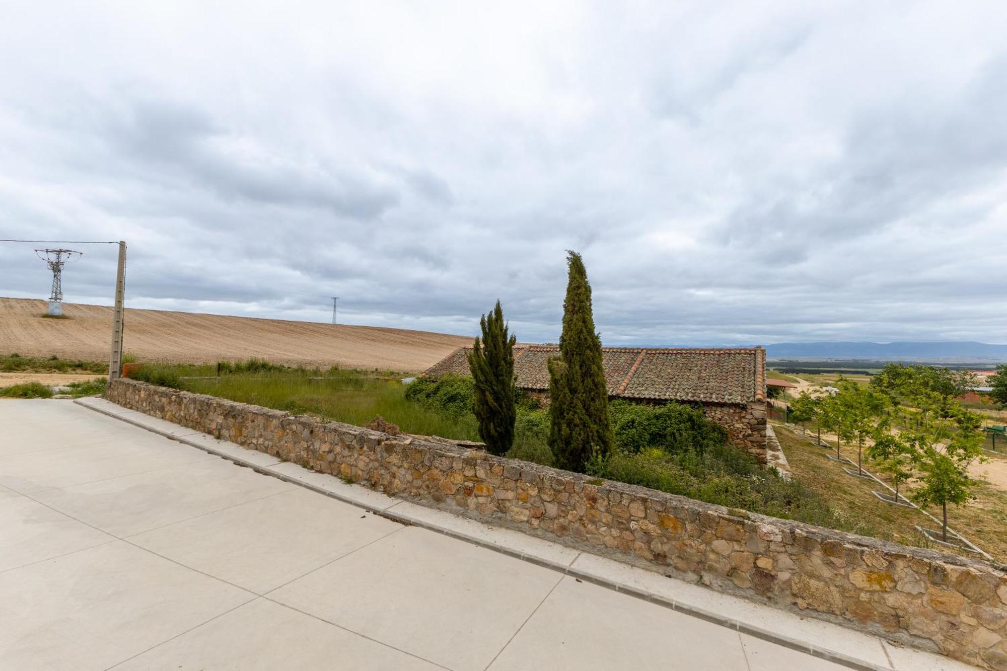 サンタ・マリア・ラ・レアル・デ・ニエバ La Casona Y Casitas De Tabladilloヴィラ エクステリア 写真